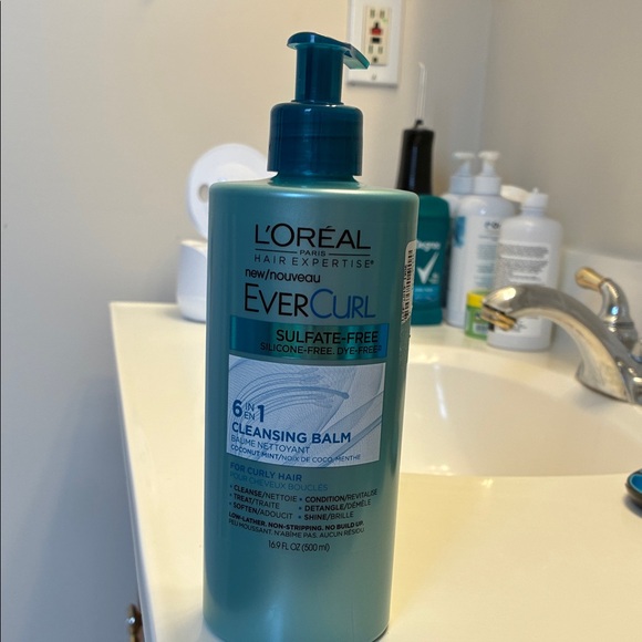 NWT: L’Oreal Laris ever curl shampoo - Picture 1 of 6